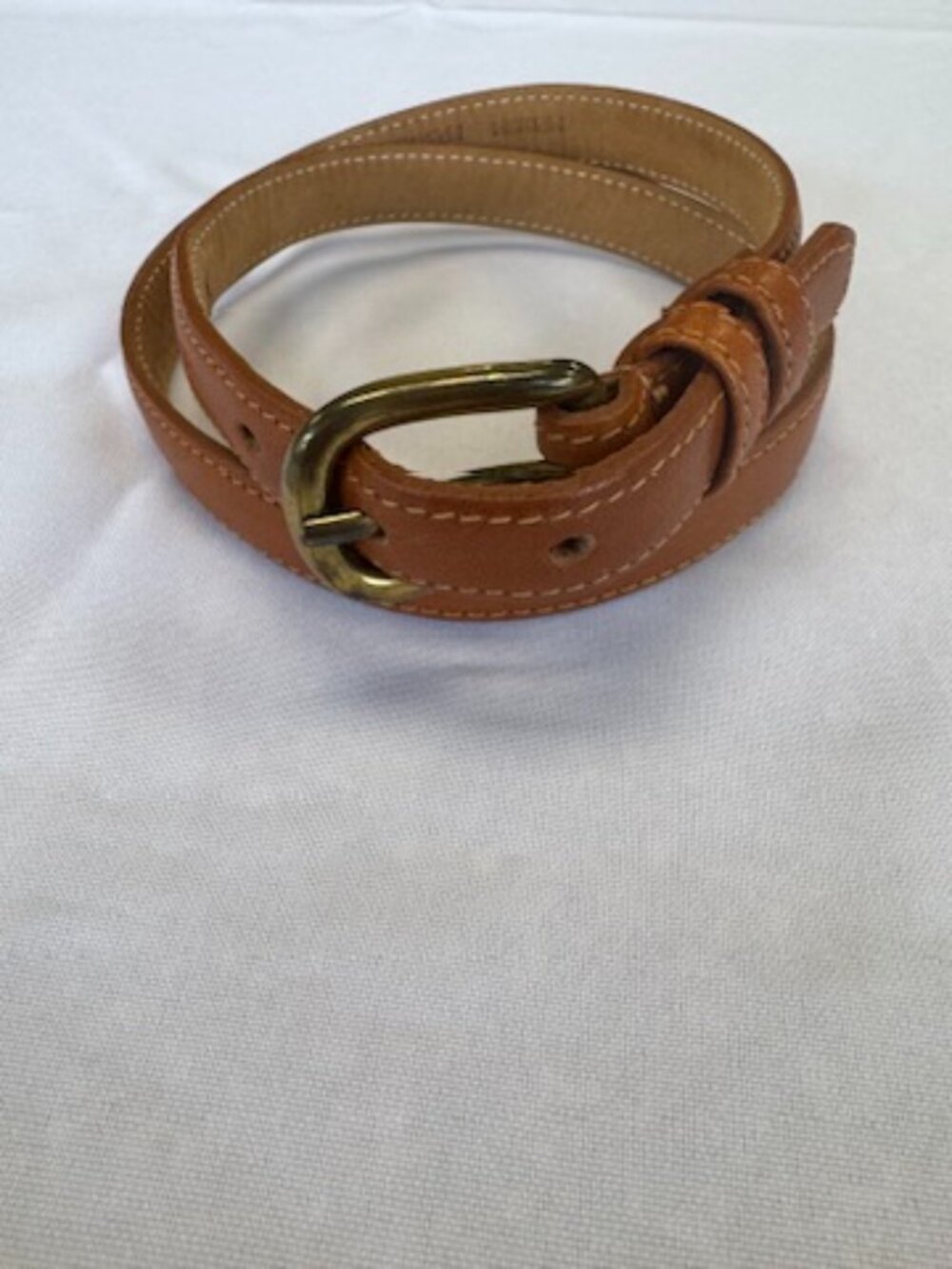 Vintage Thin Leather BRown Belt Brass Hardware Size Medium